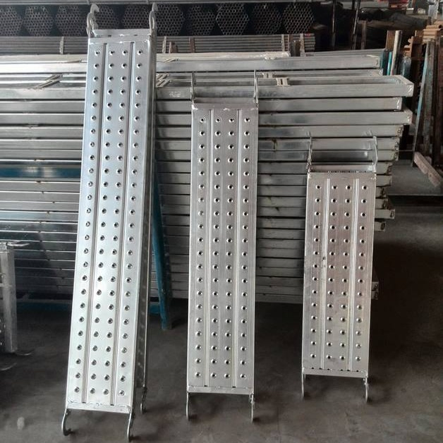 Frame Scaffolding System Catwalk with Hooks
