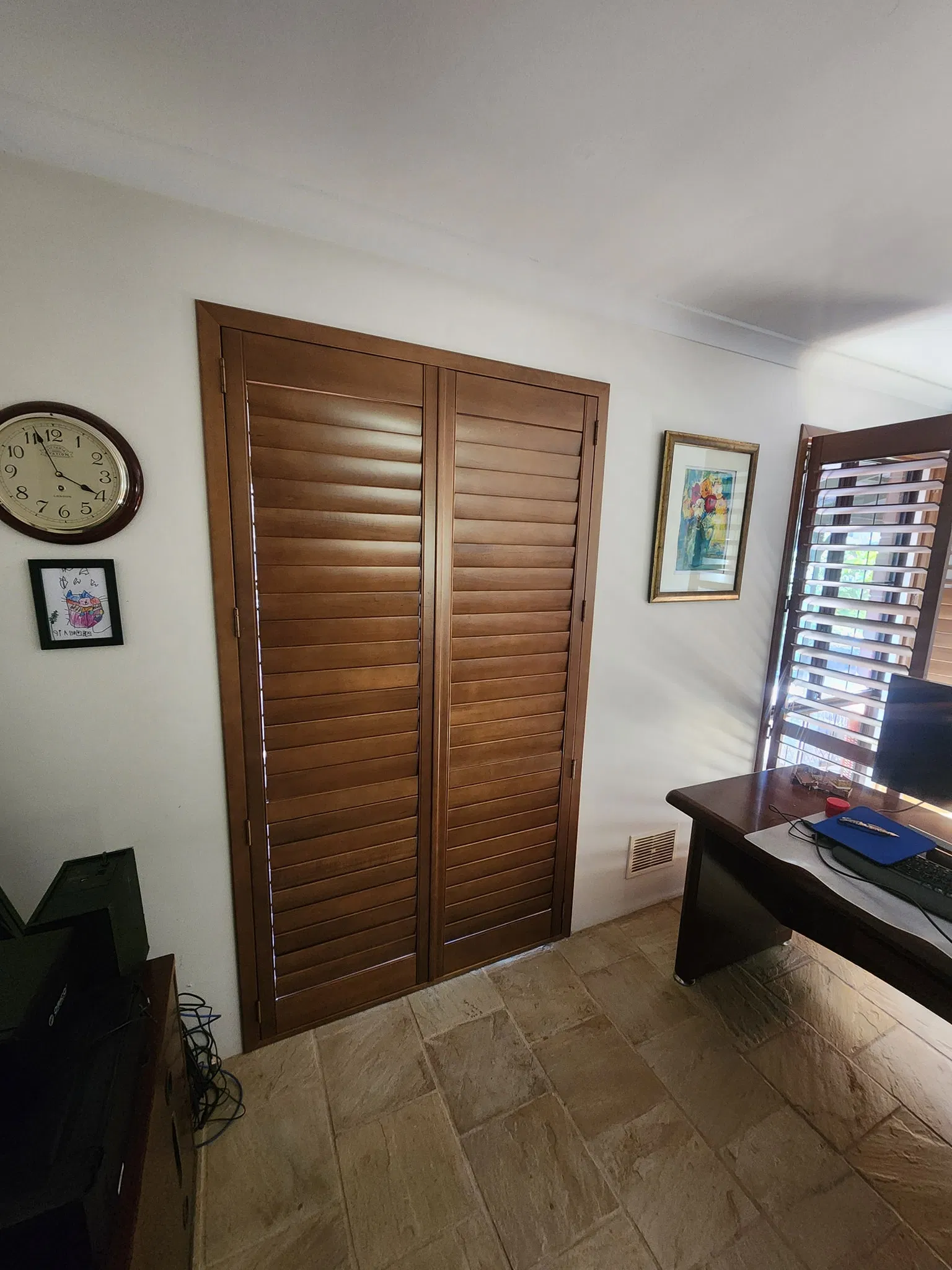 Wholesale Modern Interior Window Shutters Exterior Wood Plantation Shutters Wooden Shutters for Window