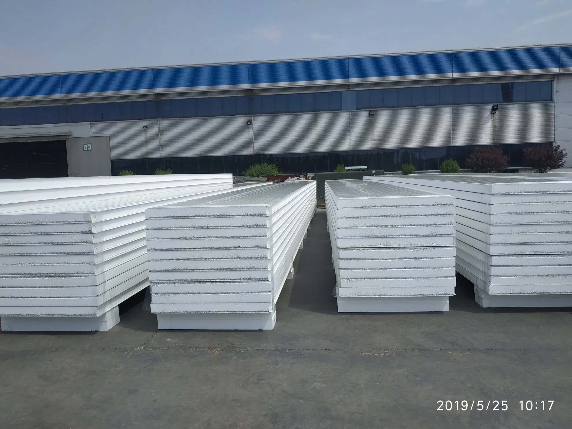 50mm/100mm/150mm Rock Wool/Glass Wool Sandwich Panel for Prefab House/Industrial Workshop