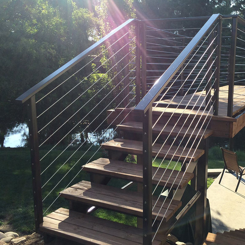 Outdoor Stainless Steel Balustrade Black Cable Railing