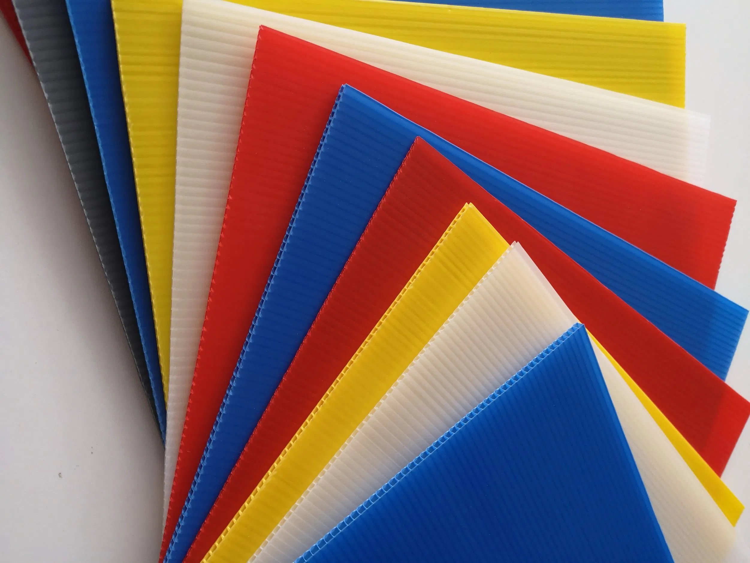 4mm Corona-Treated Polypropylene Corrugated Plastic Board with Full-Colour Digital Printed
