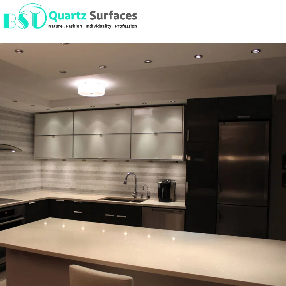 Customized Quartz Stone Kitchen Countertops and Tables