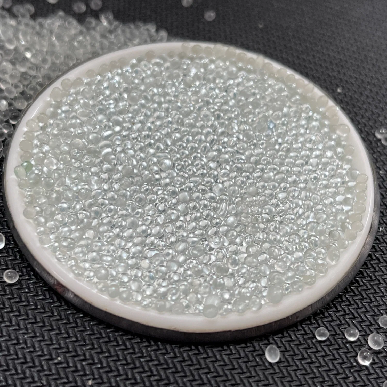 Высокотвердые стеклянные гранулы для пескоструйной обработки