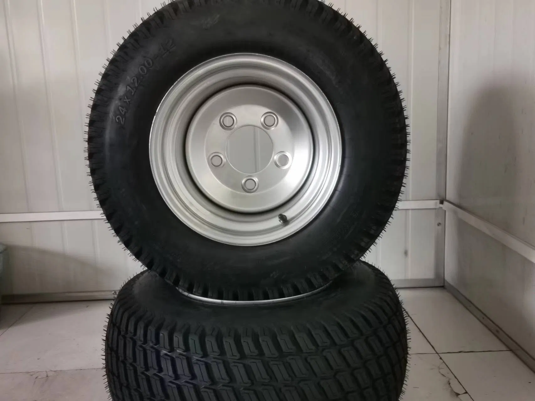 15X6.00-6 Tt/Tl Factory Lawn Mower Turf Wheel Tyre with Steel Rim