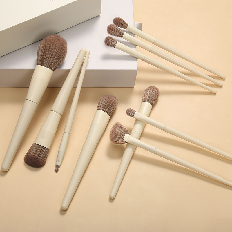 Hot Sale 10PCS Ivory Color Wood Handle Makeup Brush Set Beginners Makeup Tools Cream Foundation Concealer Eye Shadow Brush