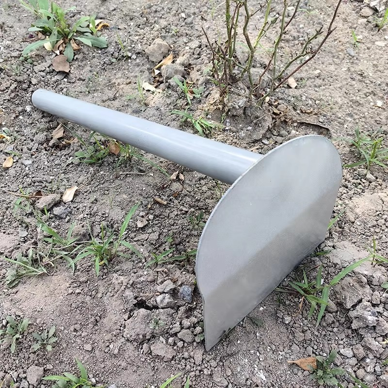 Wholesale Yemen Market Hot Selling Carbon Steel Garden Hoe Multipurpose Farming Tool