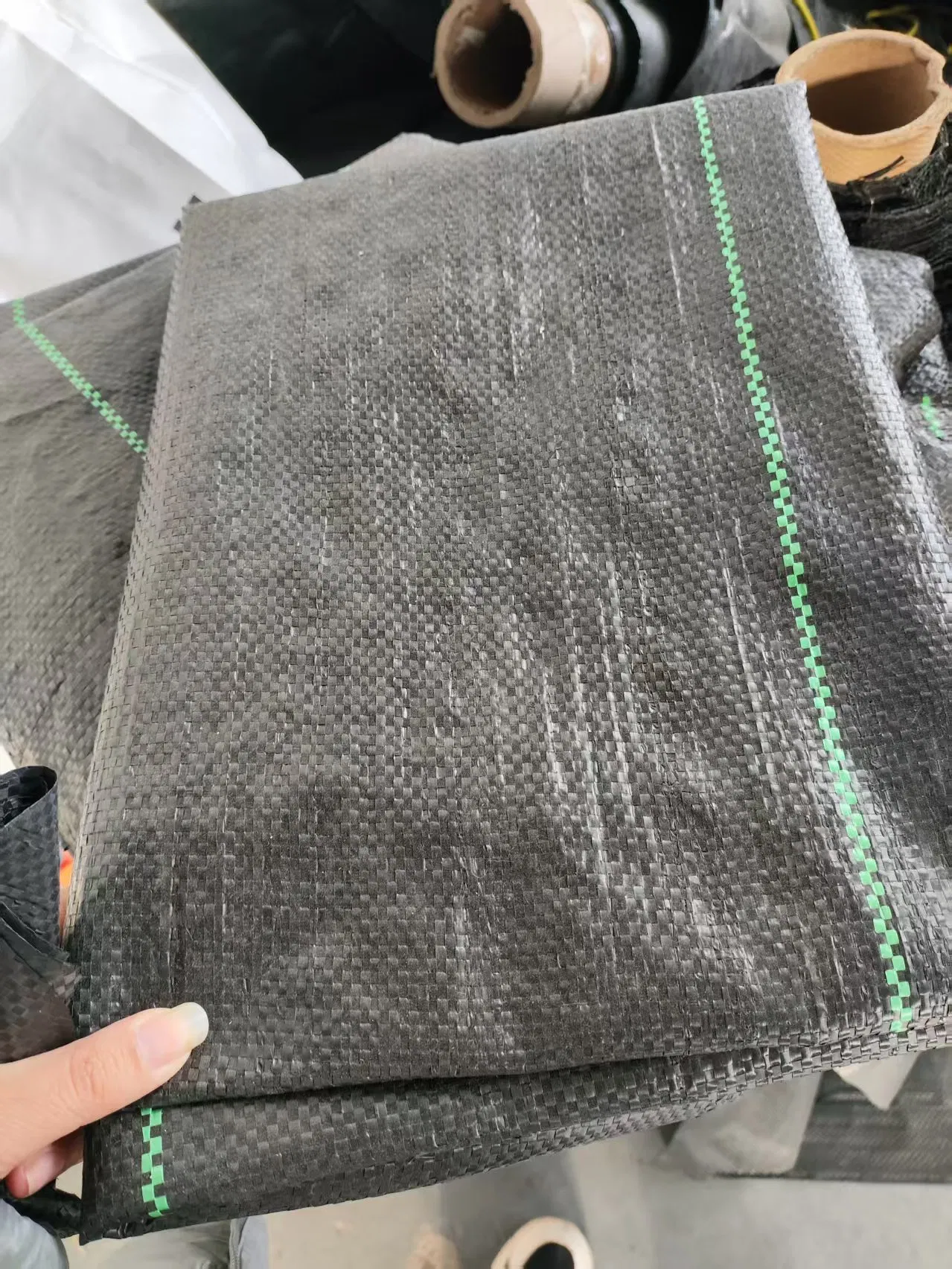 High-Quality Black and White Woven Geotextile Weed Control Mat