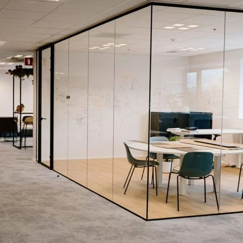 Clear Glass Partition for Office