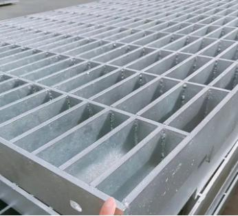 Heavy Duty 32X5mm Stainless Steel Welded Car Wash Steel Grating Metal Steel Drain Cover Grating