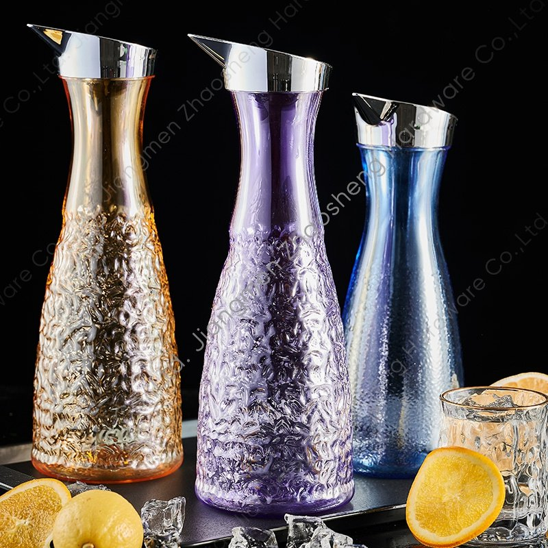 Plastic Cold Drink Juice Pitcher Water Jug Beverage Carafe with Spout