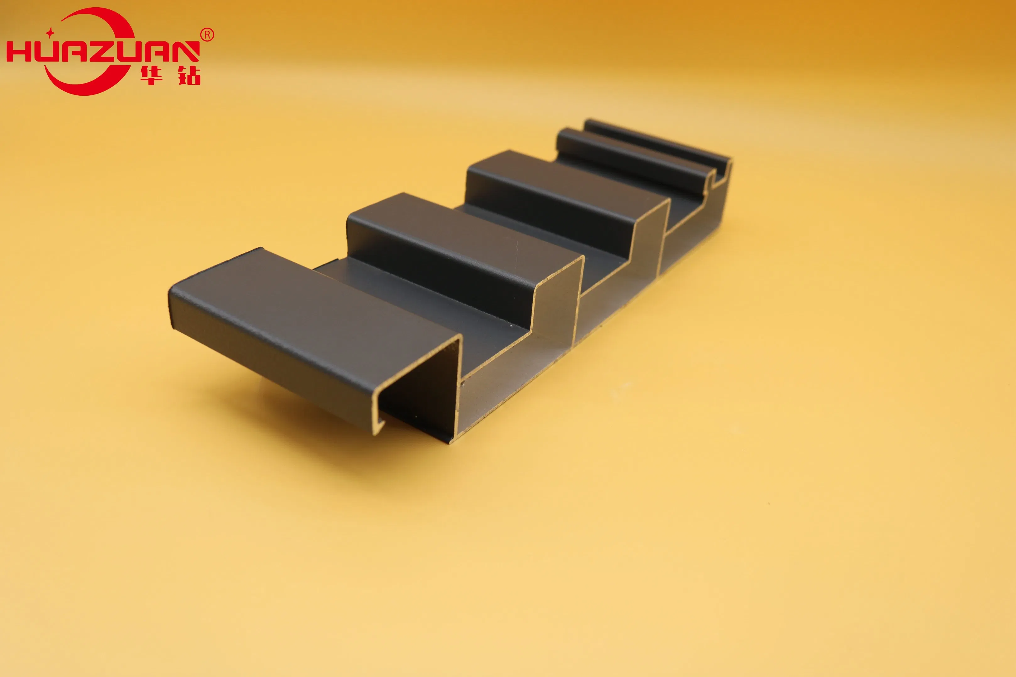 Алюминиевые профили для стеклянных фасадов зданий