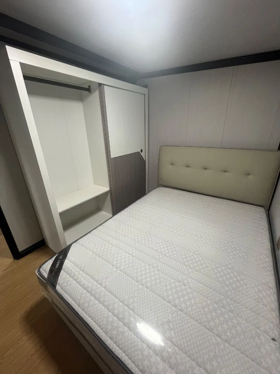 Prefabricated Luxury Residences Foldable and Expandable Container House