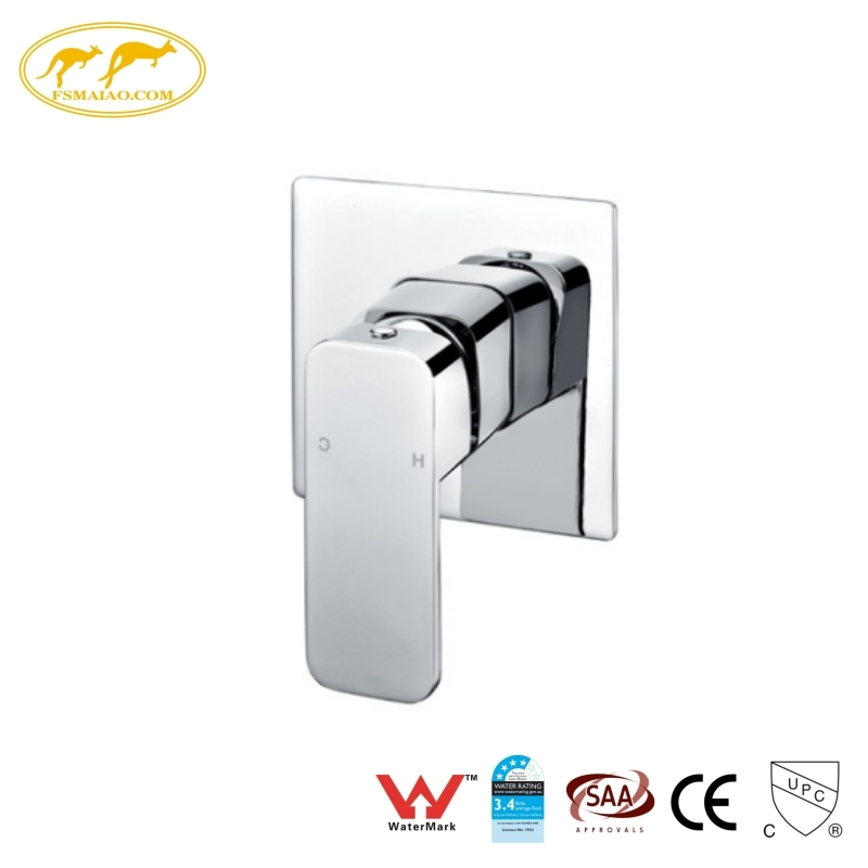 Watermark Thick panel Brass Body Wall-Mounted Water-Saving Flow Shower Mixer