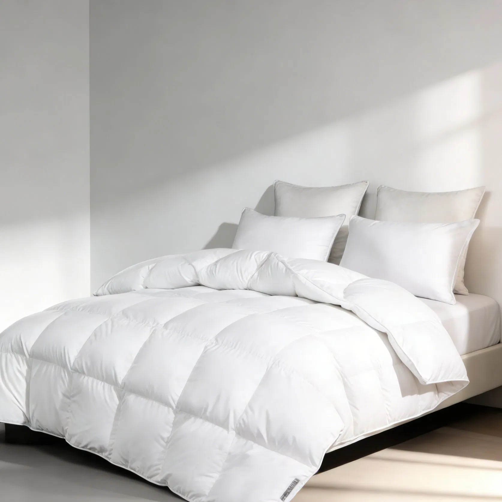 Washed Down Filled Comforter High Fill Down Lightweight Anti Feather Leakage Quilts