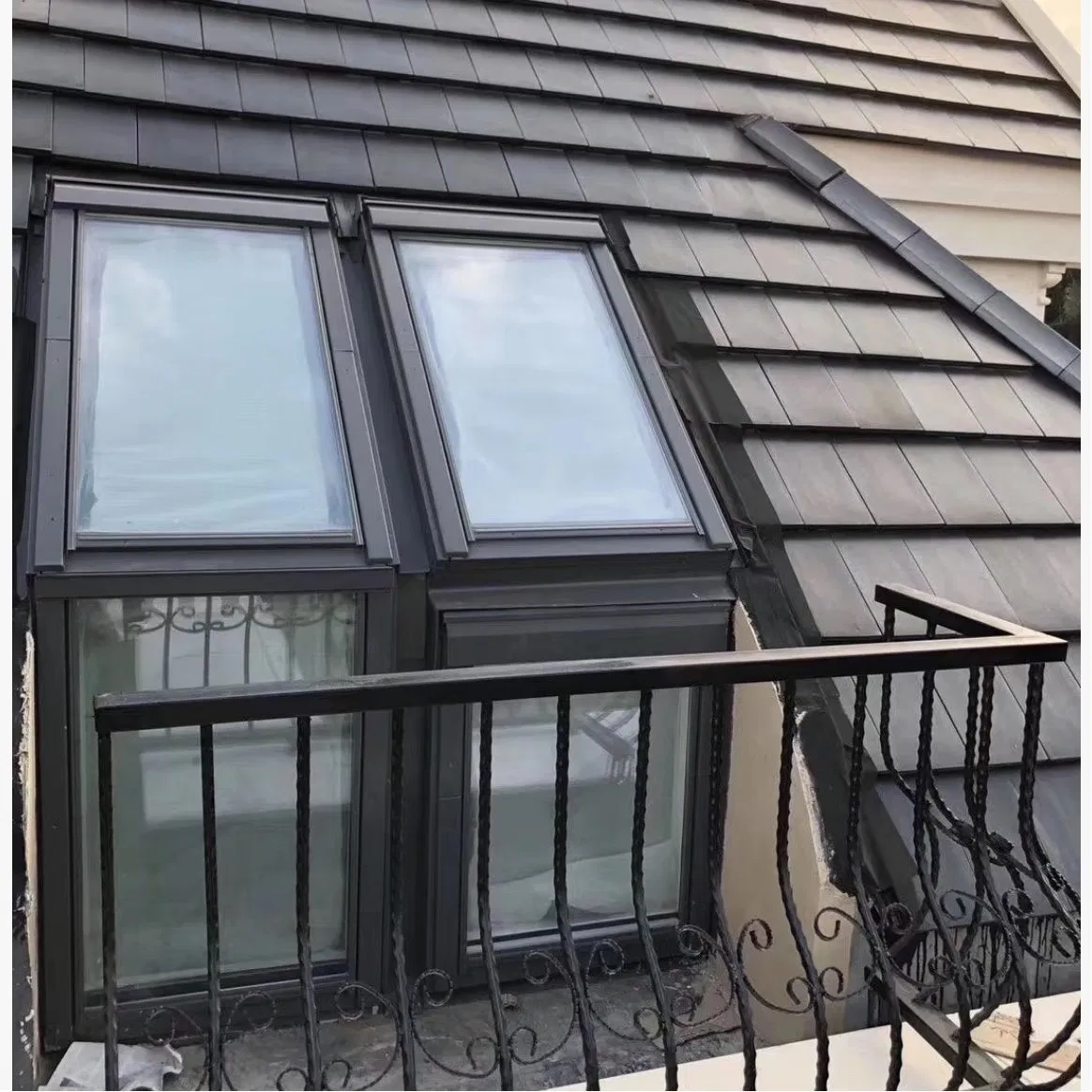 New Style House Windows Glass Roof Aluminum Automatic Skylight with Good Sealing Performance
