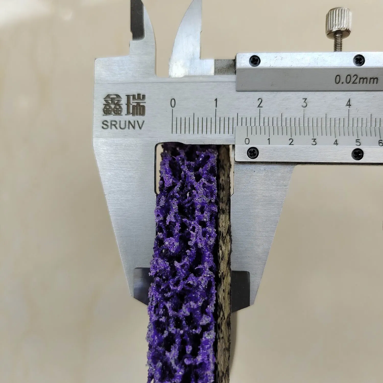 Лепестковый круг 115 мм для зачистки и удаления краски