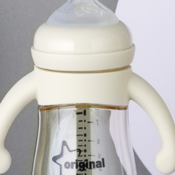 Hot Sale Baby Feeding Bottle Infant Children Drinking Bottle