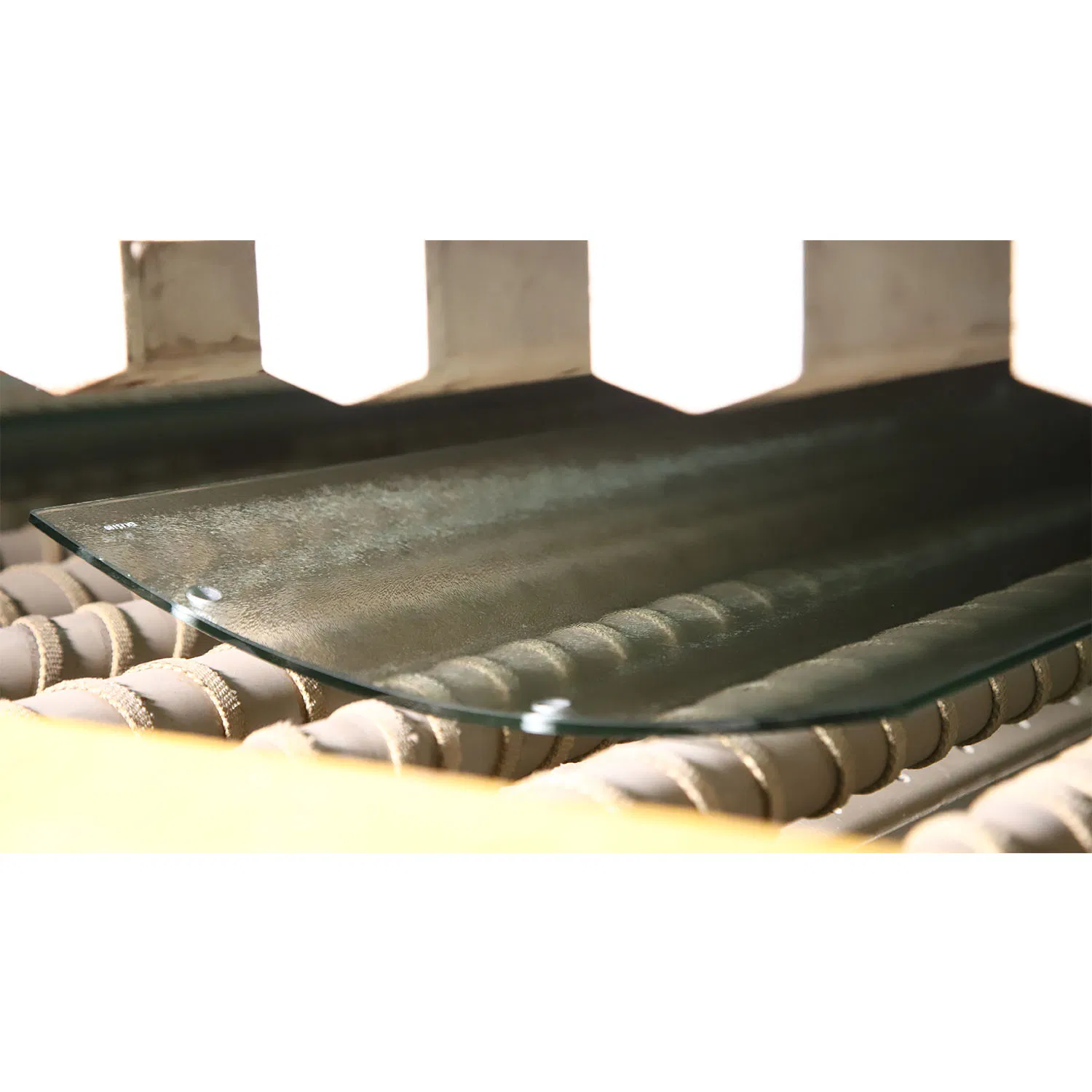 Bent Flat Tempered Shower Glass for Bathroom with Drilling Hole, Flat Polished