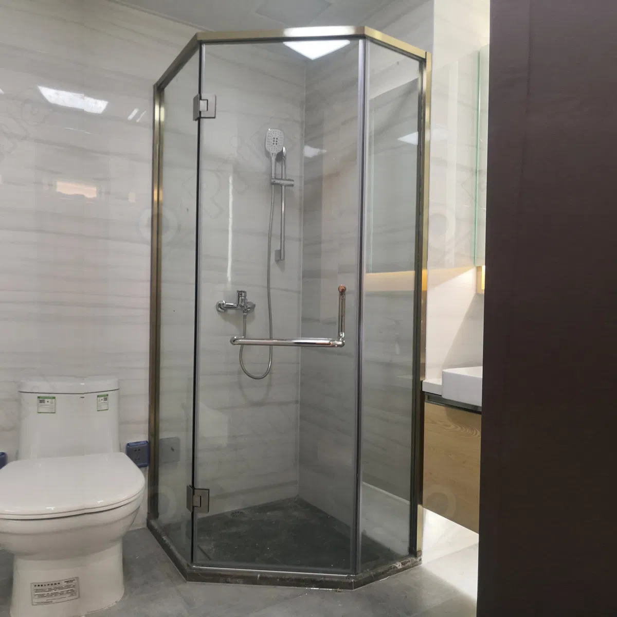 Top Quality Shower Room Glass Door Shower Sliding Door Tempered Glass