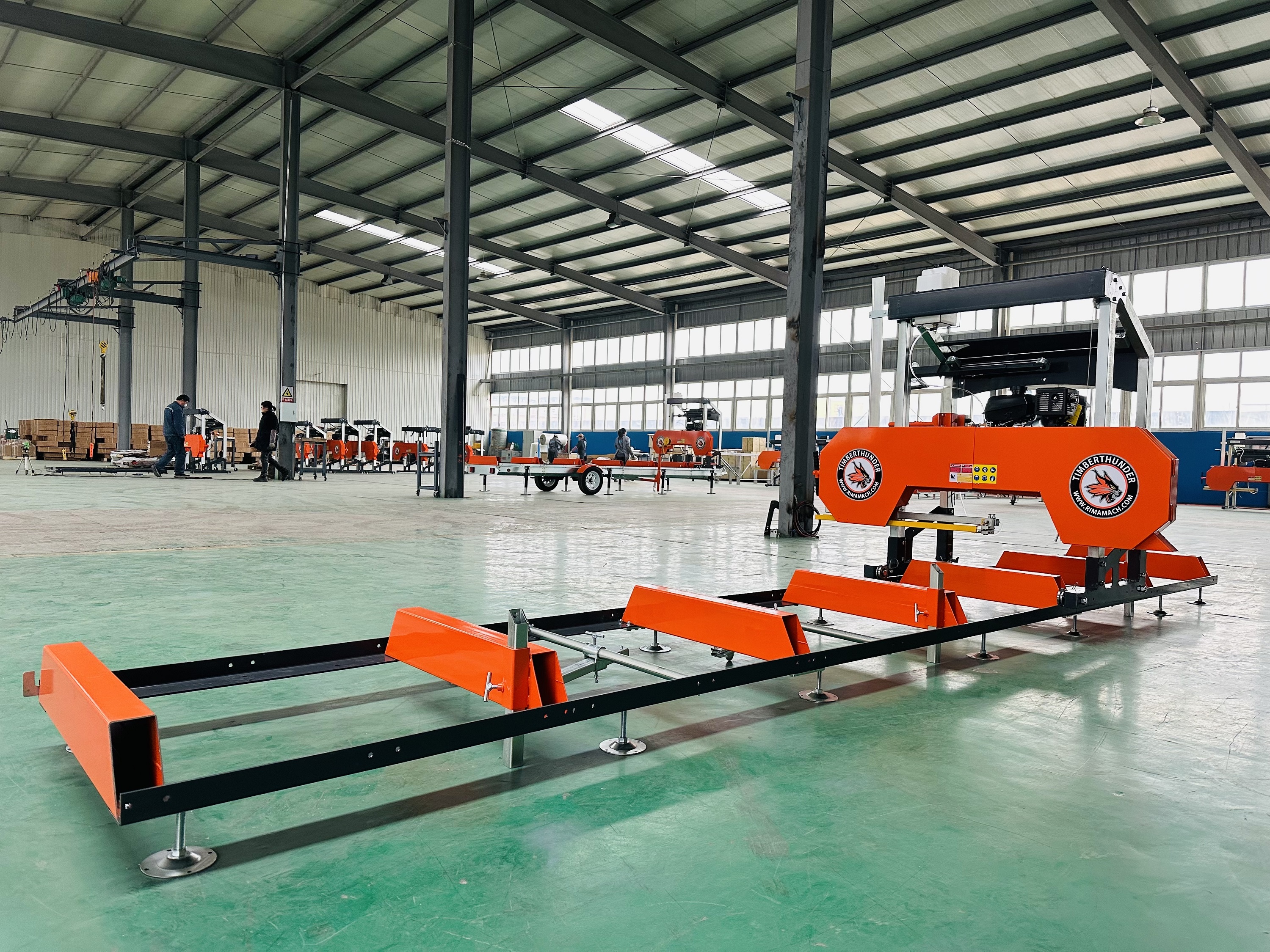 Ленточная пила по дереву горизонтальная многофункциональная