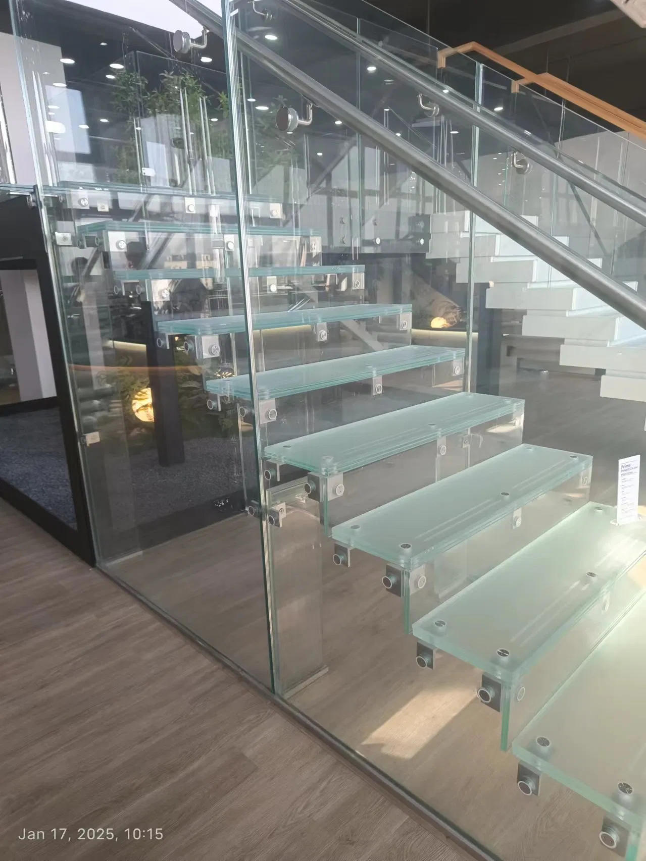 Spiral Tempered Laminated Glass Stairs Fencing