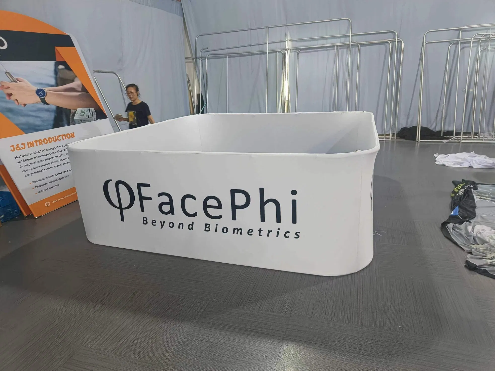 Aluminum Tube Dye Sublimation Tension Fabric Banner Tradeshow Hanging Signs Square Ceiling Banners