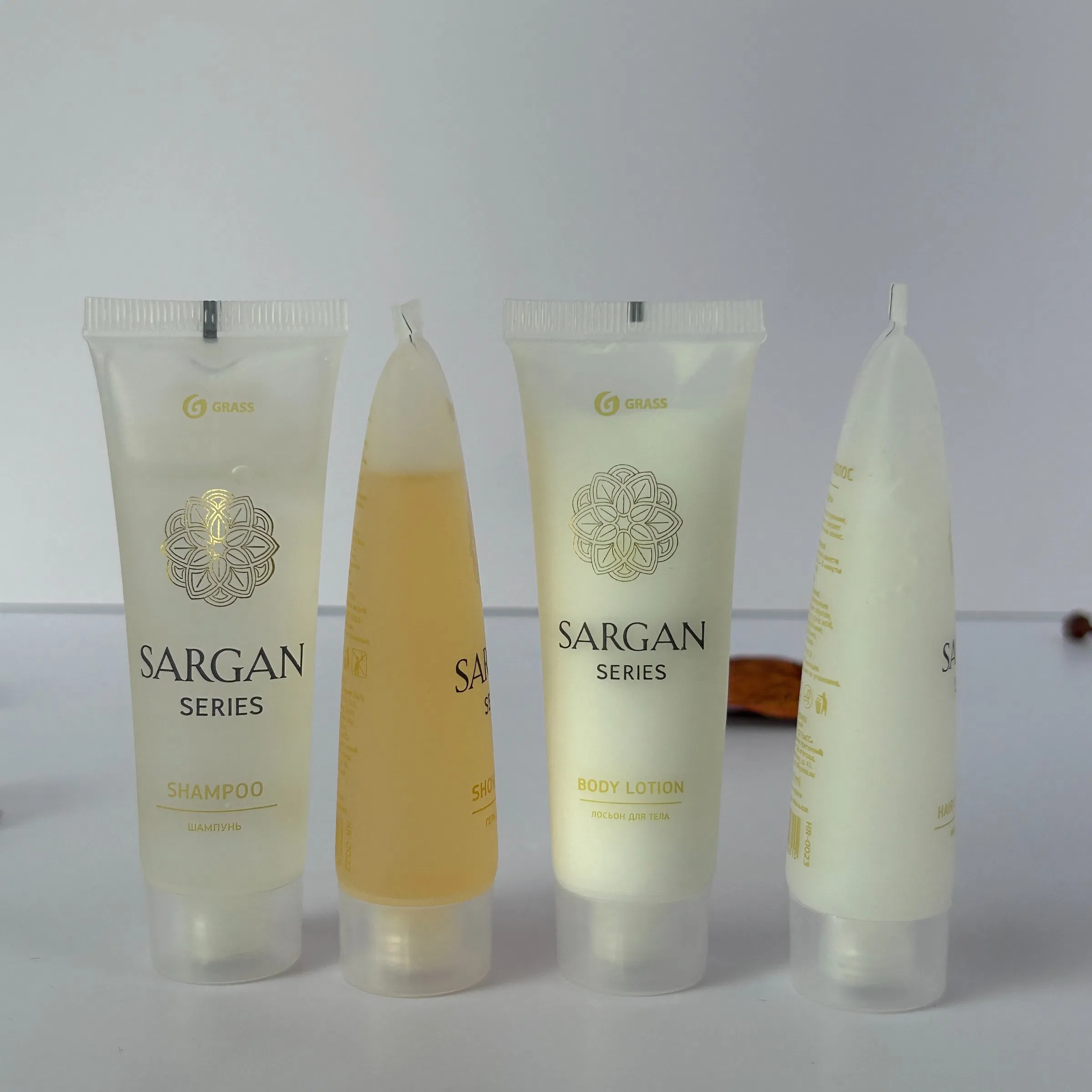 Factory Direct Sales Composition-Safe Hotel Travel Set in Tube Size for 5 Star Hotel Bathroom