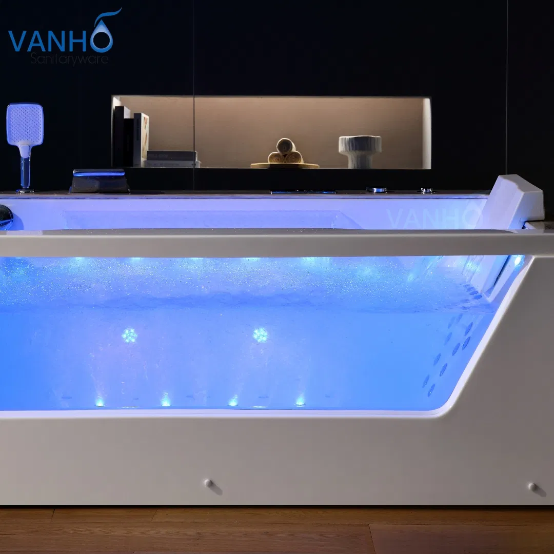 Угловая акриловая ванна с массажем и деревянной рамой