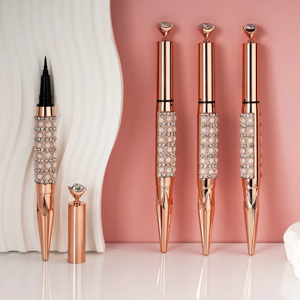 OEM Glittering Diamond Eyeliner in Deep Black