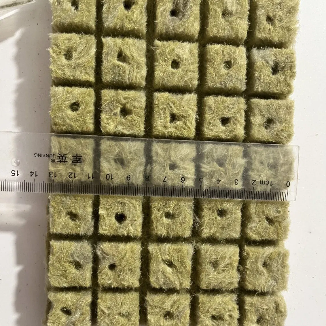 Seed Starting Mineral Cube 1 Inch Rockwool