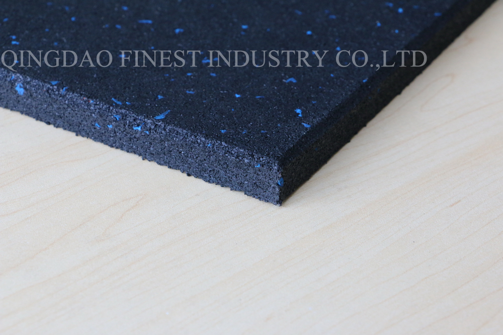 1m X 1m X 15mm Size Commercial Rubber Gym Floor Tile with High Density Tile Weight 13.8kg