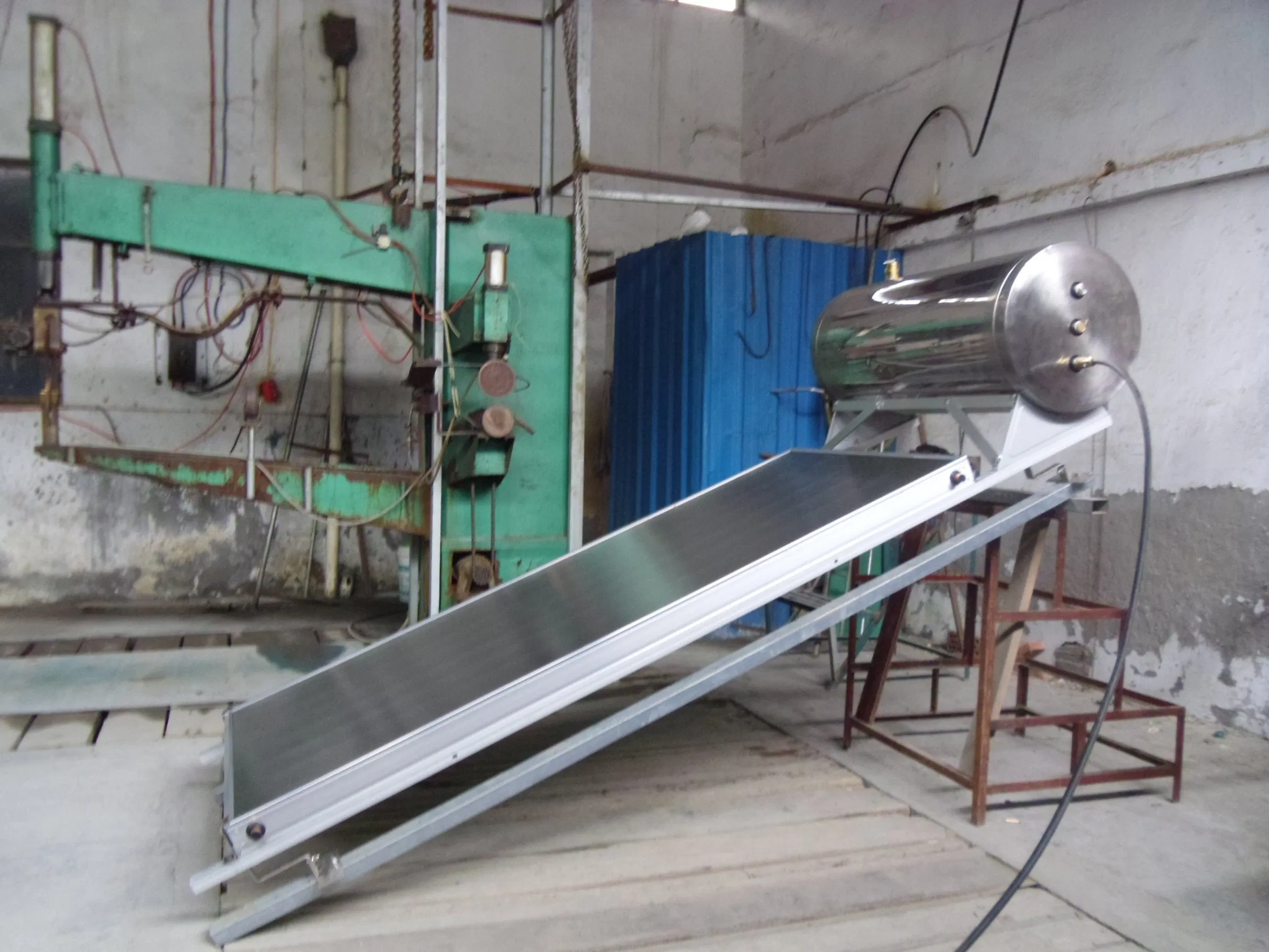 100L to 300L Flat Plate Solar Collector Low Pressure Solar Water Heater