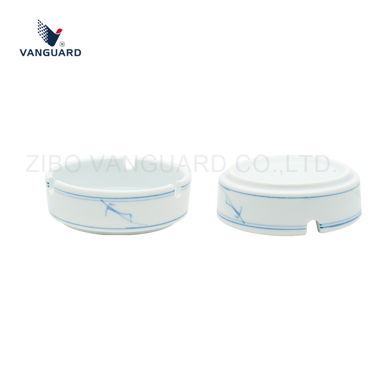 Wholesale Simple Round Outdoor Indoor Custom Ceramic Smoking Ashtray with Logo