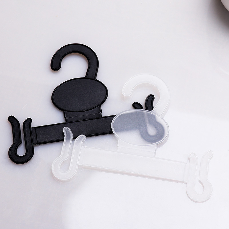 Eco-Friendly Propylene Particles Plastic Sleeper Hook Flip-Flop Racks Shoes Hanger Seller