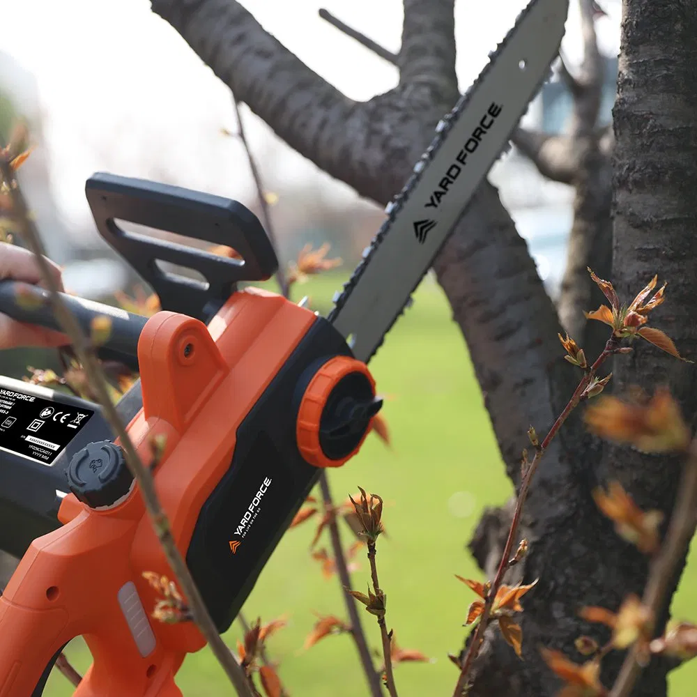 Yard Force 1800W Electric Chainsaw for Hardwood, Storm Cleanup - Es U35