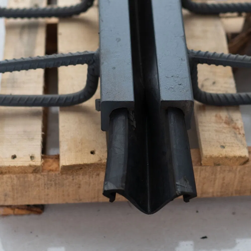 Modular Bridge Expansion Joint Type F Steel Strip Bridge Expansion Joint