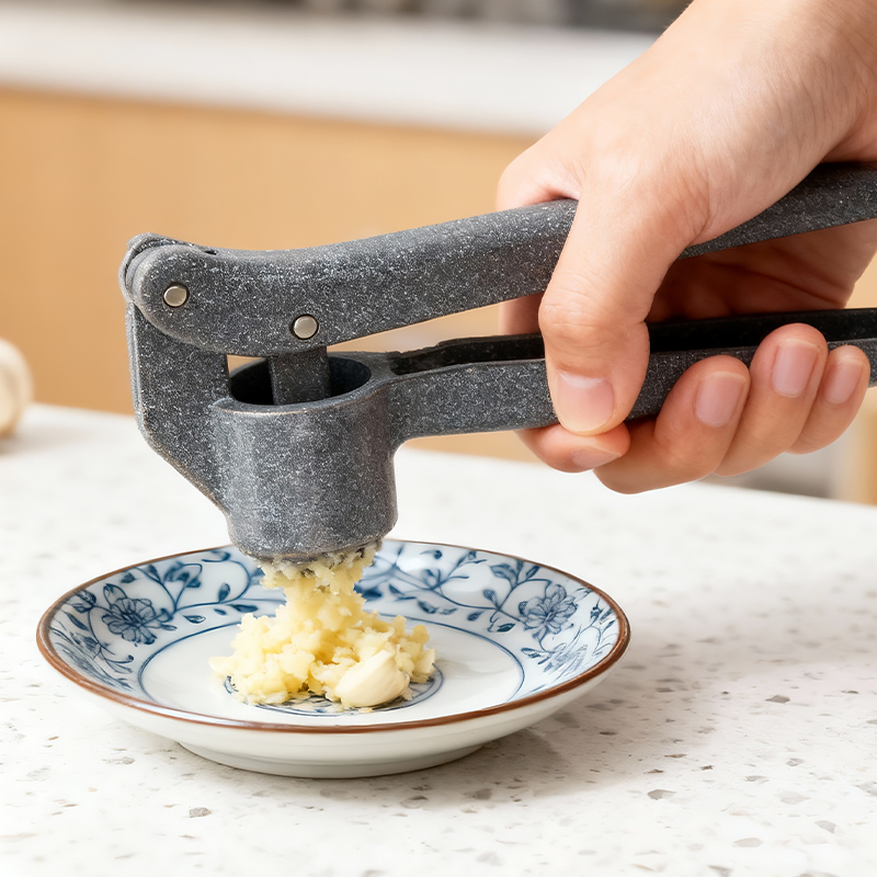 Профессиональный алюминиевый пресс для чеснока