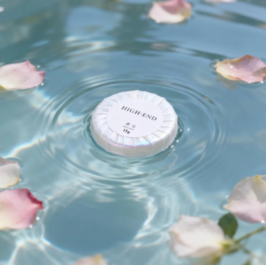 15g Round Hotel Guest Soap in Pearlescent Film with Custom Label