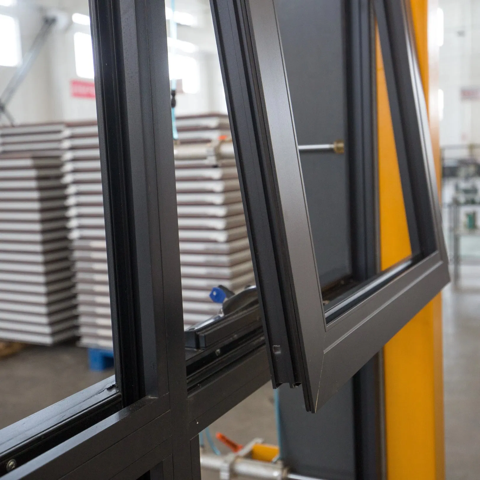 Hurricane Impact Thermal Break Double Glazed Window Aluminum Awning and Casement Windows