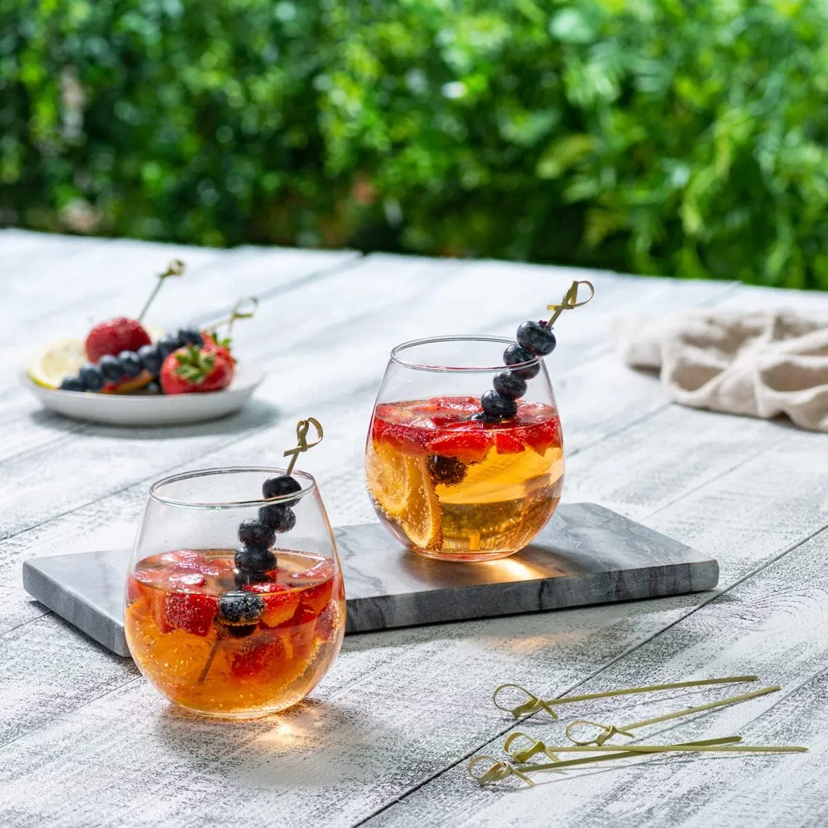 Ultra-Fine Bamboo Picks - Create a Delicate Cocktail Experience