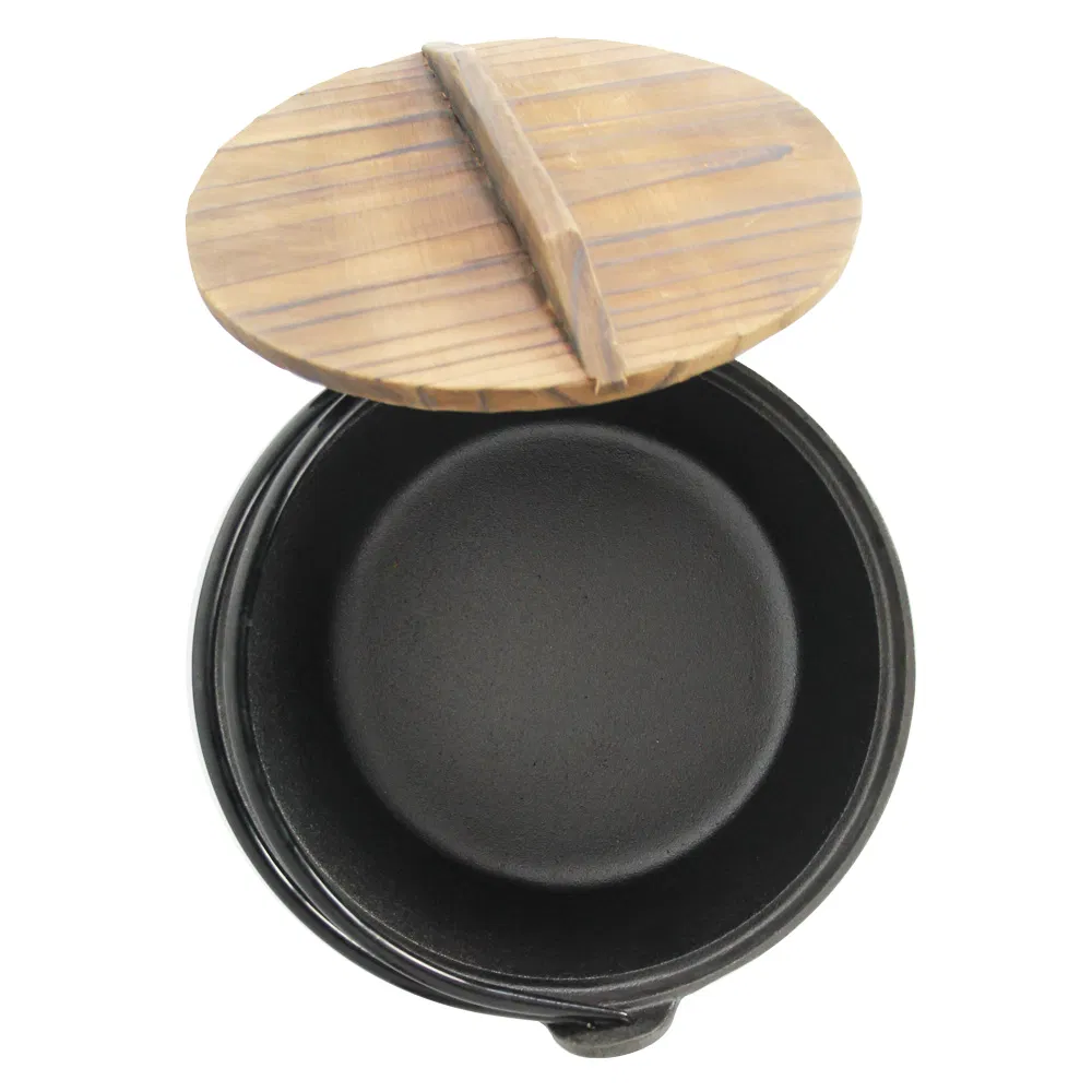 Чугунная походная печь Dutch Oven с деревянной крышкой