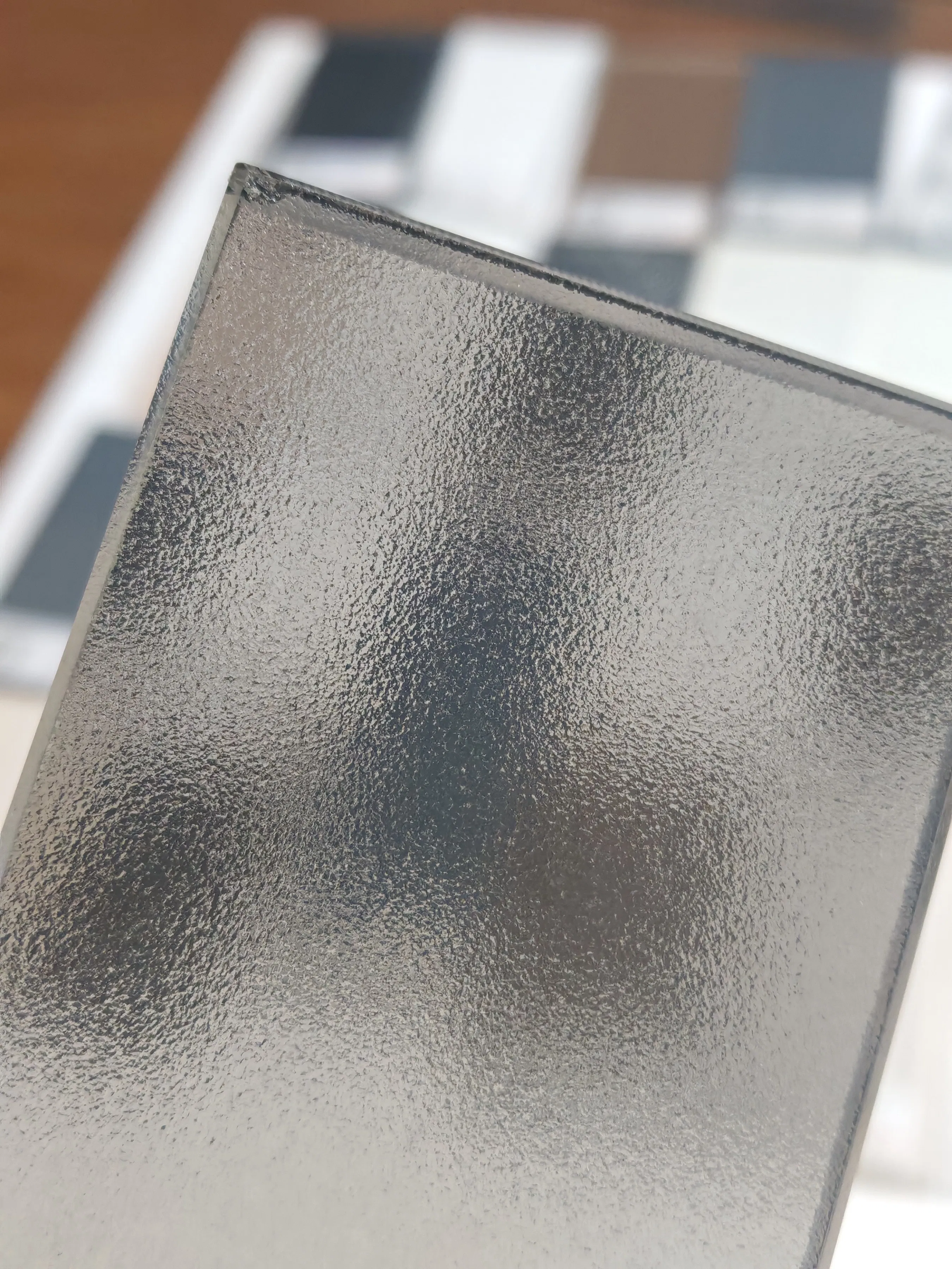 Chic Premium Glass Panels for Elegant Contemporary Home Styles
