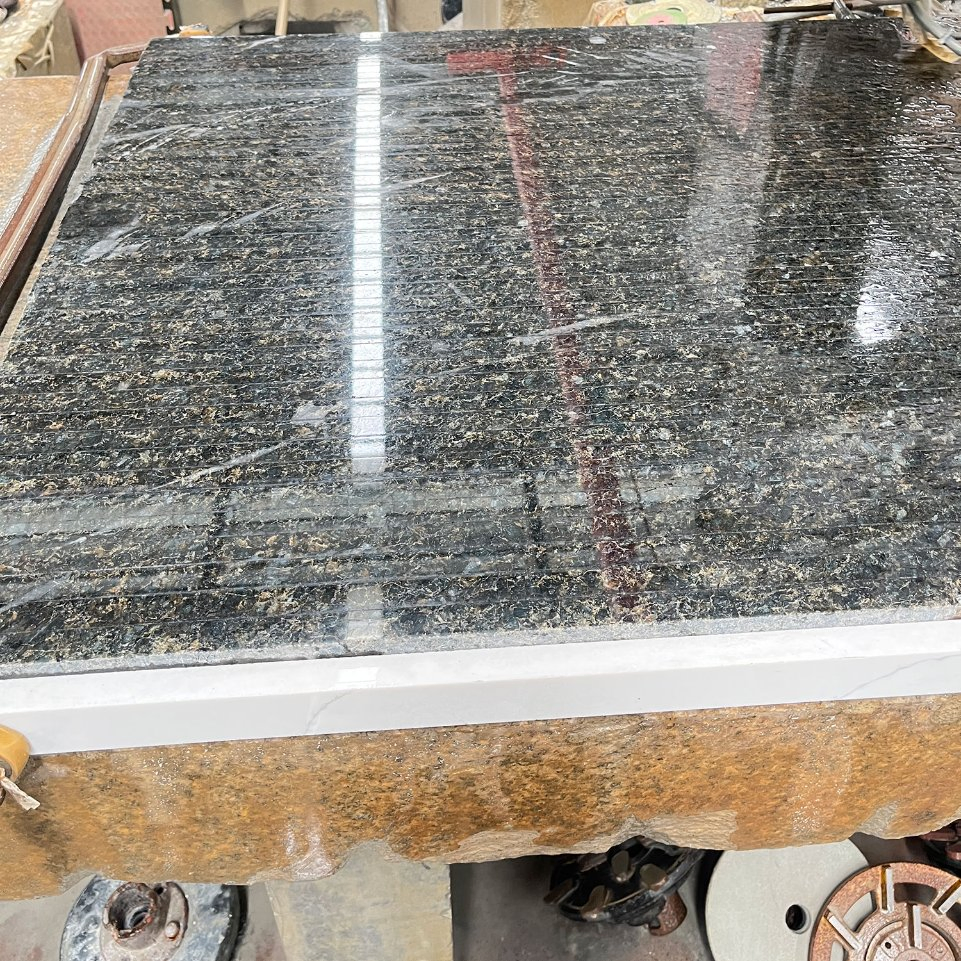 Top Sales Brazil Stone Uba Tuba Green Kitchen Granite Tiles for Building Projects