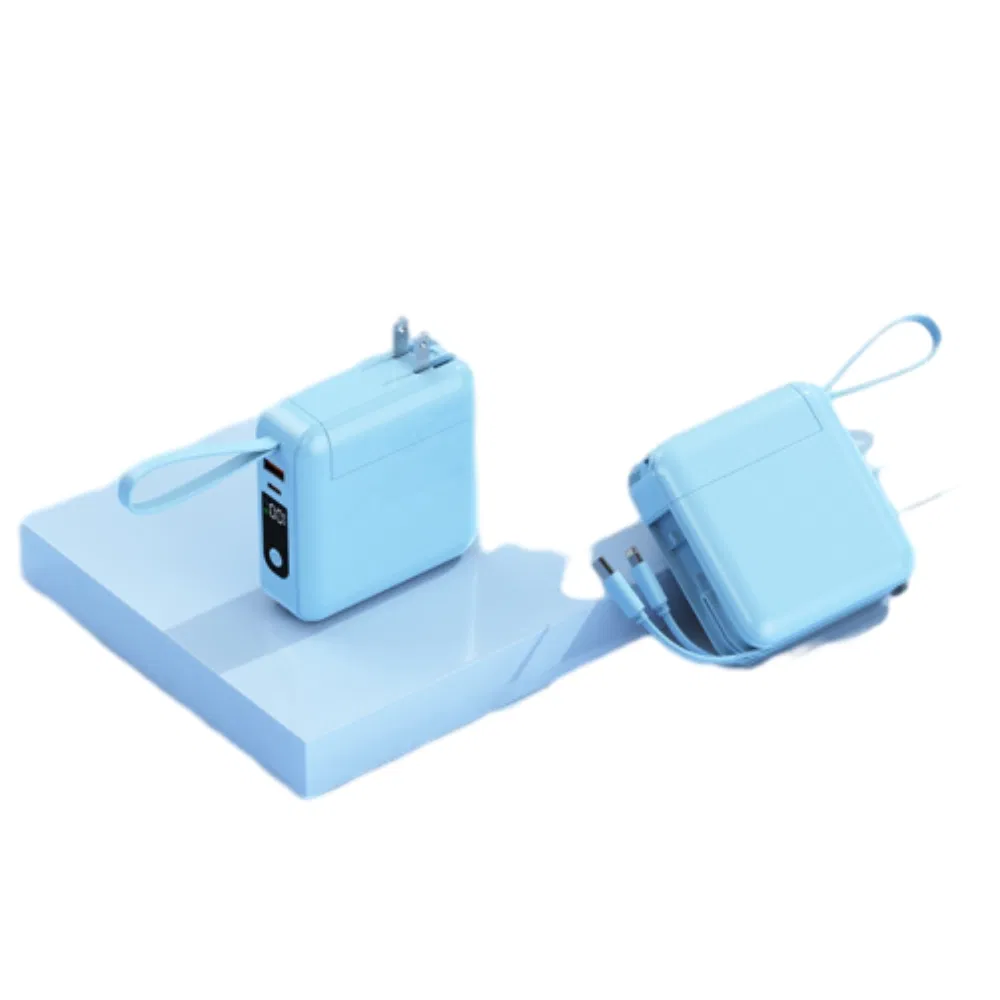 Пауэрбанк 20000 мАч с быстрой зарядкой и встроенным адаптером