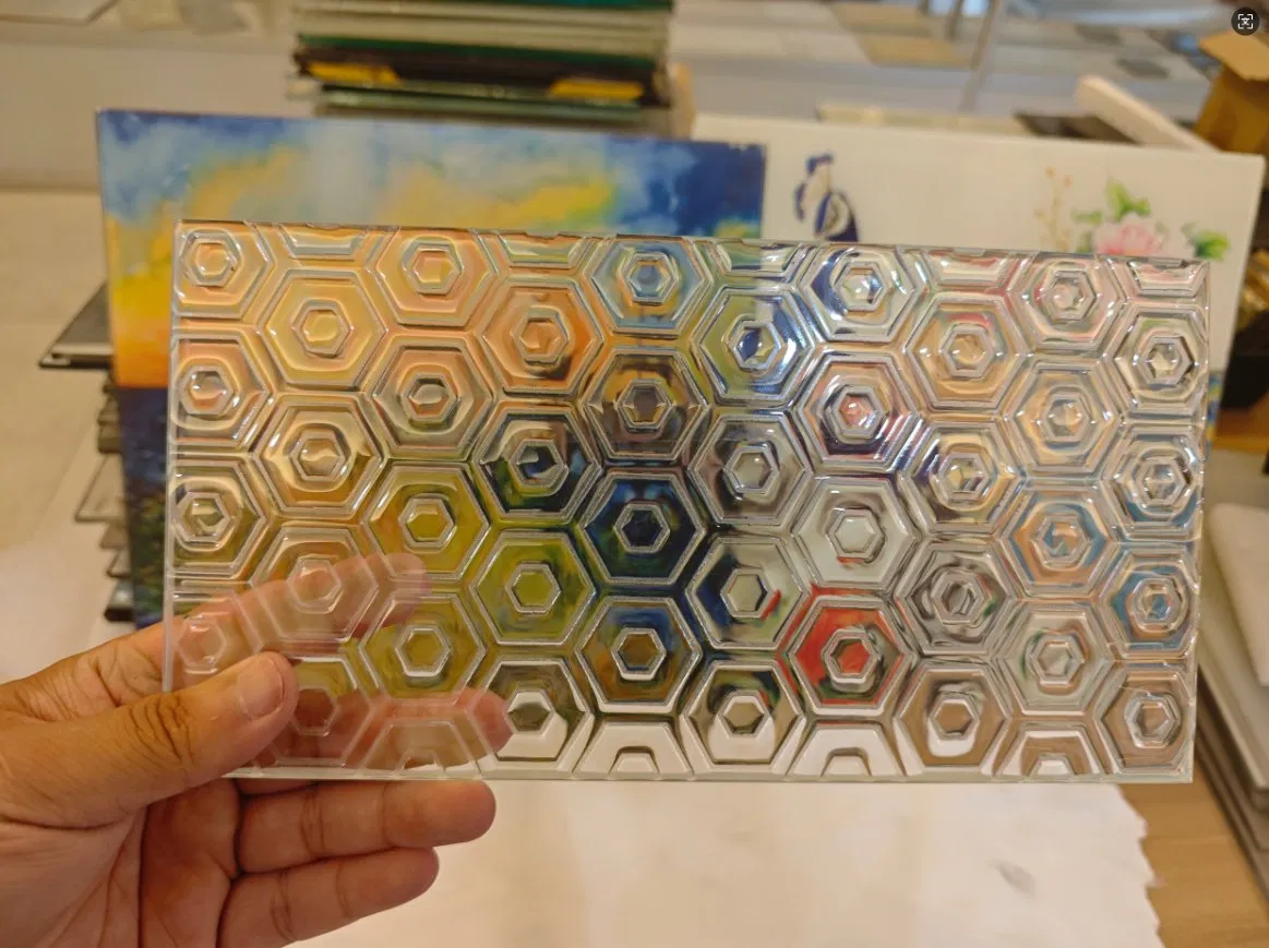 Premium Tempered Hot Melt Partition Glass with 5mm Decorative Patterns