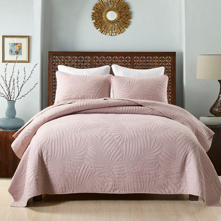 High Quality Summer Bedspread Set 100% Polyester Ultrasonic Embossed King Size Bed Cover Set