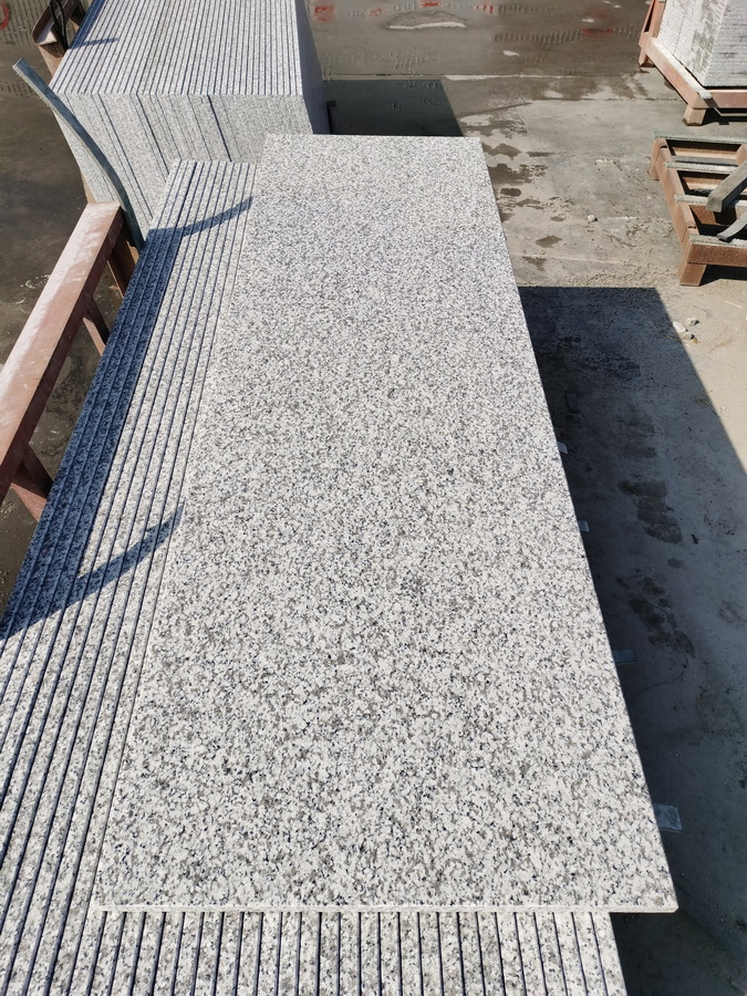 Jilin White Granite G2201 Countertop for Kitchen and Bathroom
