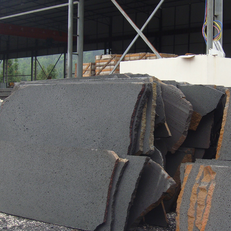 Small Holes Black Basalt Stone, Cobble Lava Stone for Paving