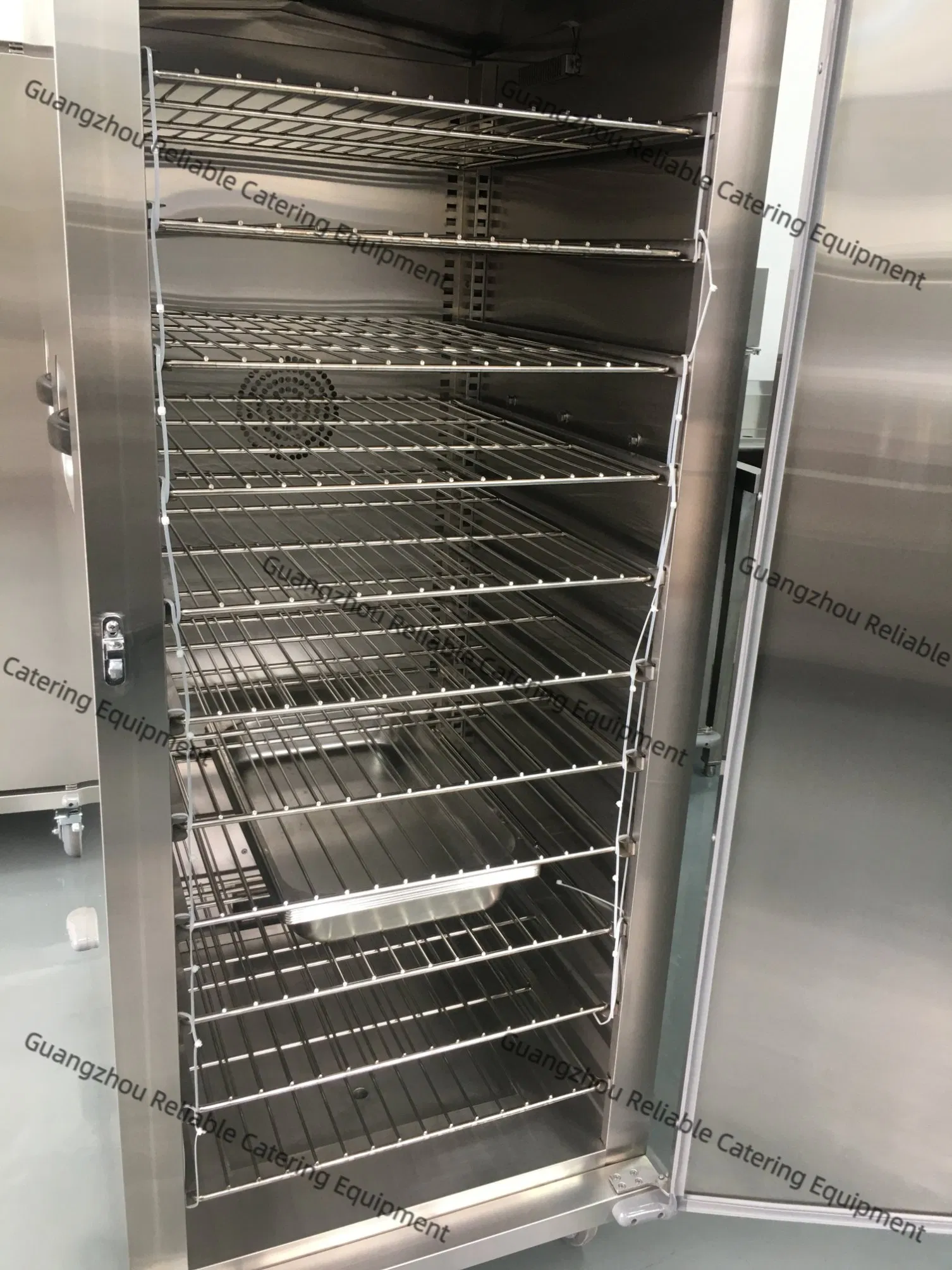 Modern Mobile Single-Door Food Warmer Cart with 5 Adjustable Shelves, Locking Casters & Temperature Control for Banquet Service