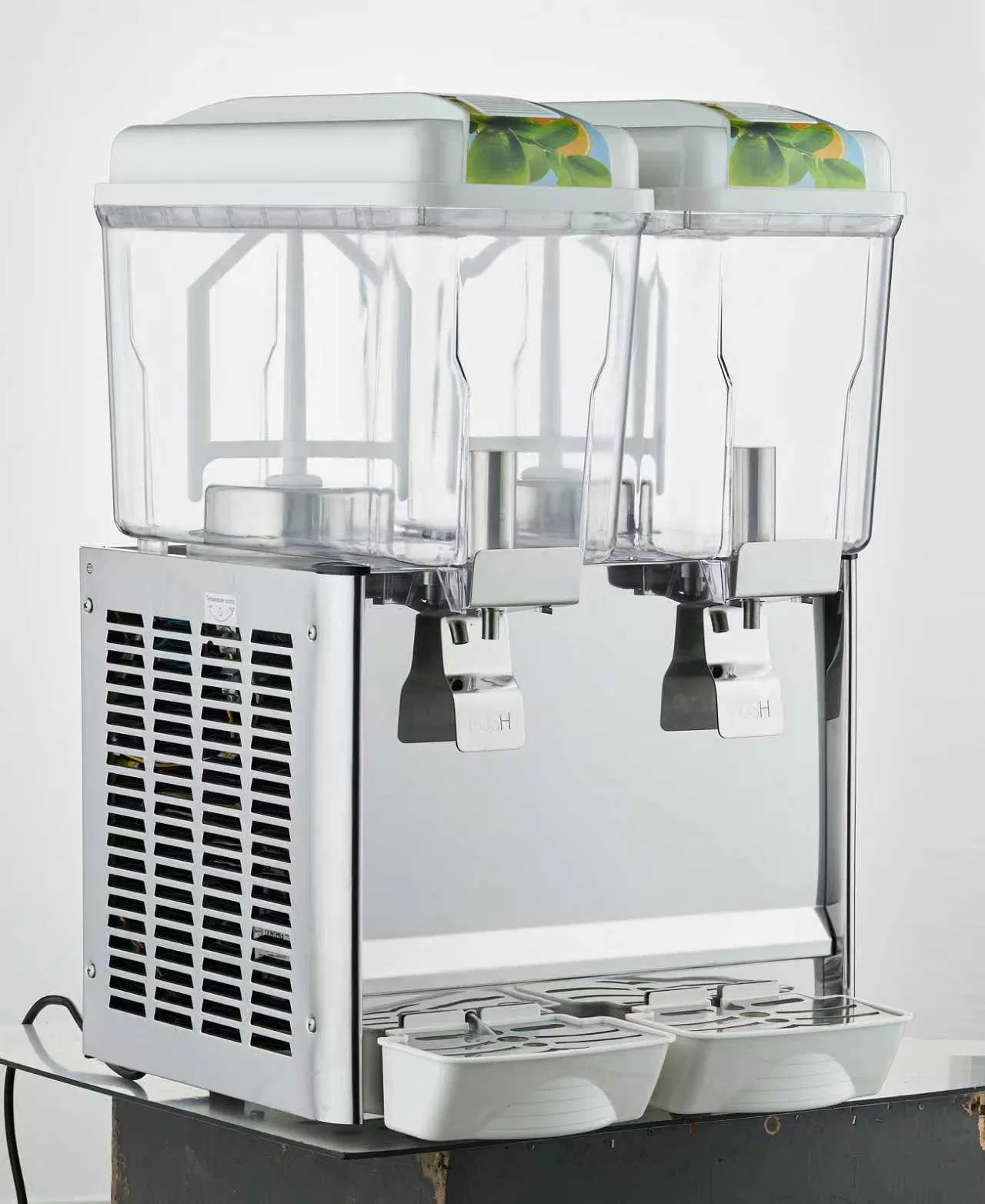 Commercial Grade Fresh Juice Dispenser Ideal for Healthy Drink Stations and Smoothie Shops